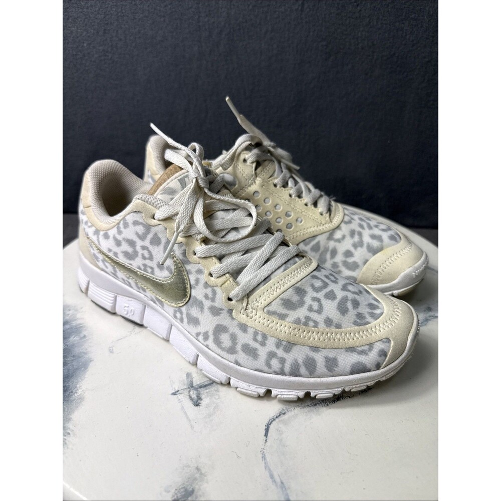 Nike Free 5.0 V4 White Leopard Print White Black Running Shoes Womens Size 8